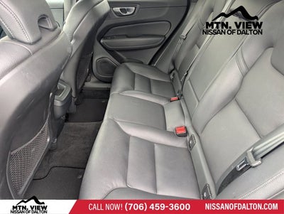 2024 Volvo XC60 Plus Dark Theme