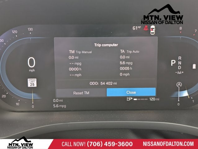 2024 Volvo XC60 Plus Dark Theme