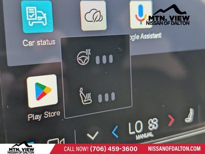 2024 Volvo XC60 Plus Dark Theme