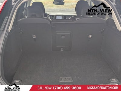 2024 Volvo XC60 Plus Dark Theme