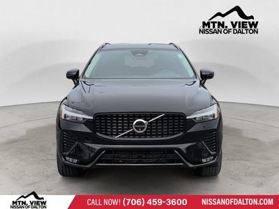 2024 Volvo XC60 Plus Dark Theme