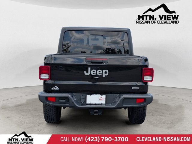 2021 Jeep Gladiator Overland