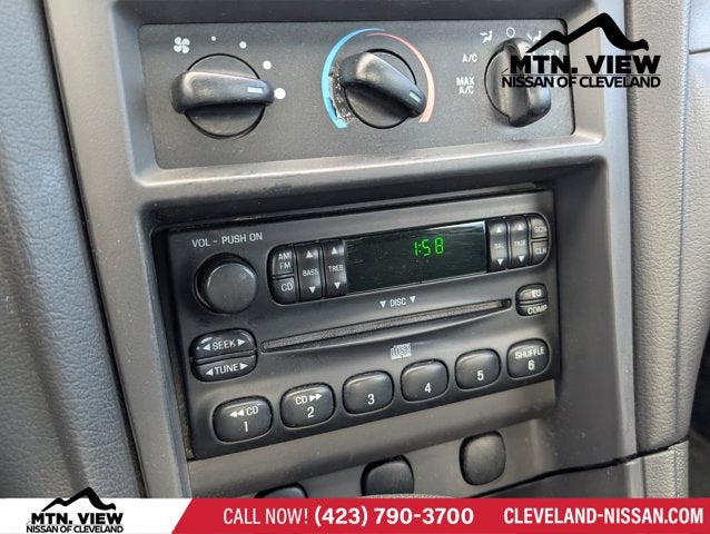 2003 Ford Mustang V6