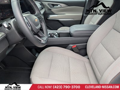 2025 Chevrolet Traverse FWD LT