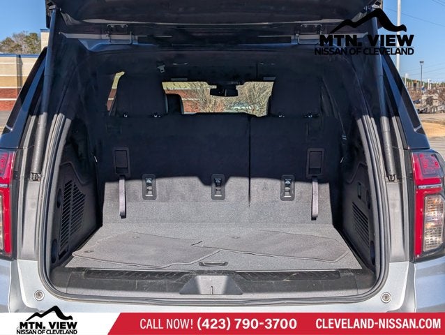 2024 Chevrolet Suburban LT