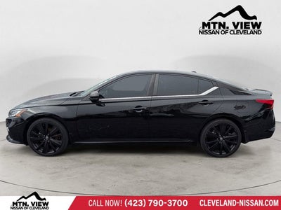 2022 Nissan Altima 2.5 SR
