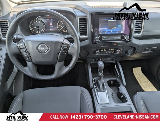 2023 Nissan Frontier SV