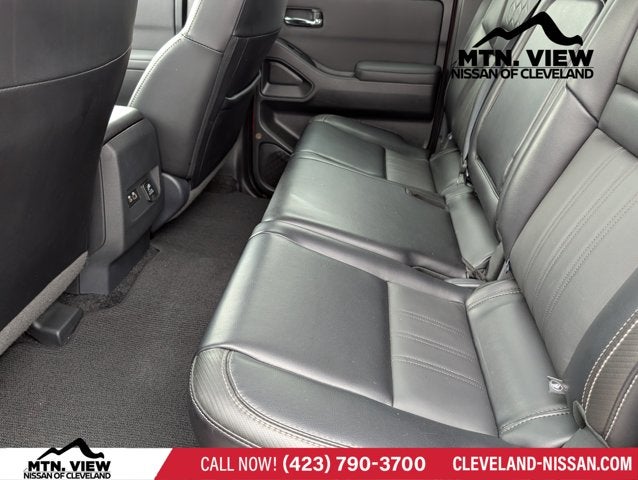 2024 Nissan Frontier SL