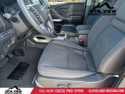 2024 Nissan Frontier SV