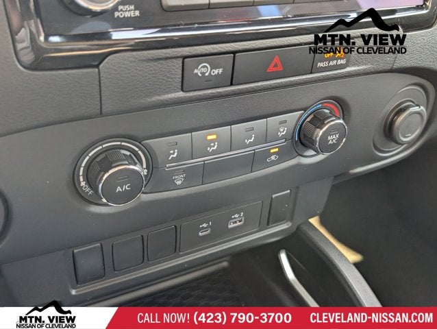 2024 Nissan Frontier SV