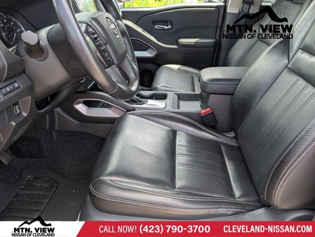 2024 Nissan Frontier SL