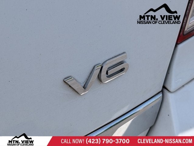 2008 Saturn VUE Red Line