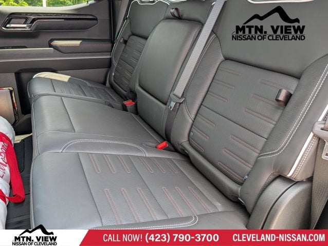2025 GMC Sierra 1500 AT4X