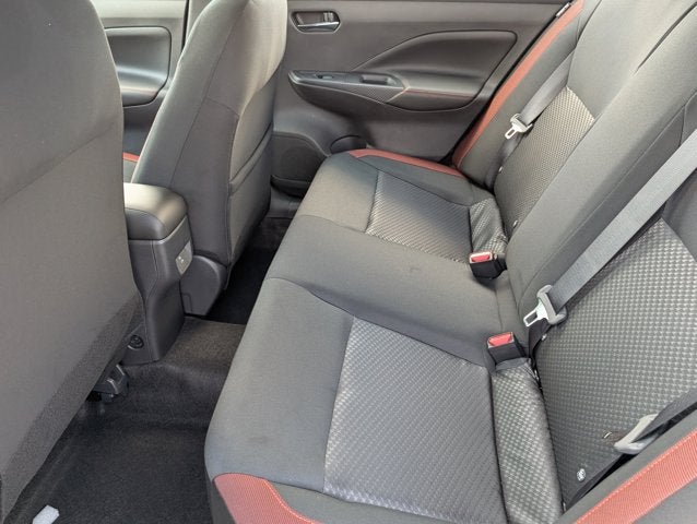 2025 Nissan Versa SR