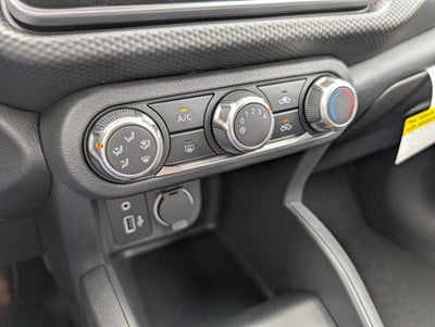 2025 Nissan Kicks Play S