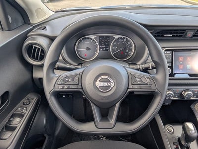 2025 Nissan Kicks Play S