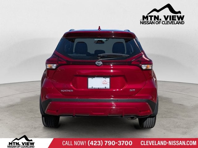 2024 Nissan Kicks SR