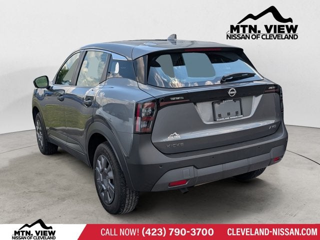 2025 Nissan Kicks S