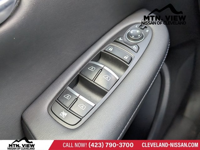 2025 INFINITI QX50 LUXE