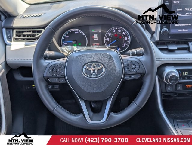 2022 Toyota RAV4 Hybrid XLE