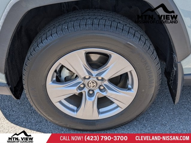 2022 Toyota RAV4 Hybrid XLE