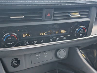 2026 Nissan Rogue SV