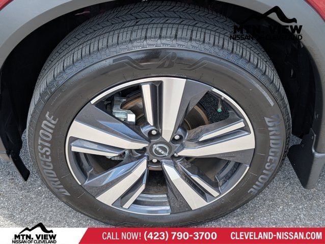 2024 Nissan Rogue SL