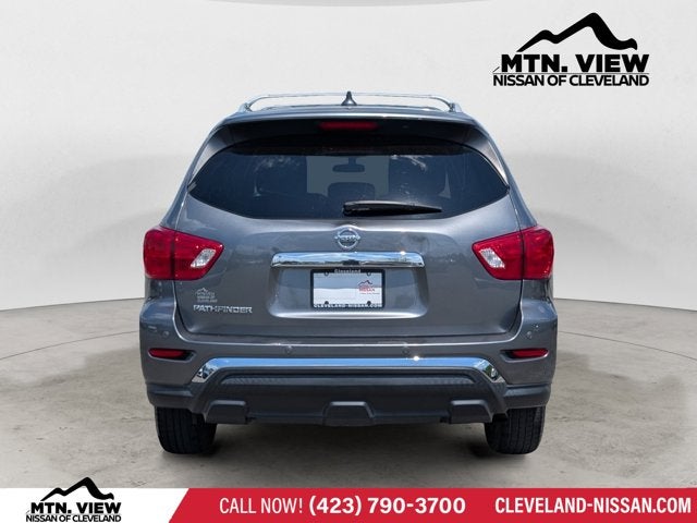2020 Nissan Pathfinder S