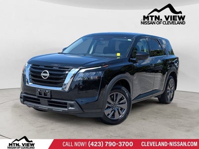 2023 Nissan Pathfinder S