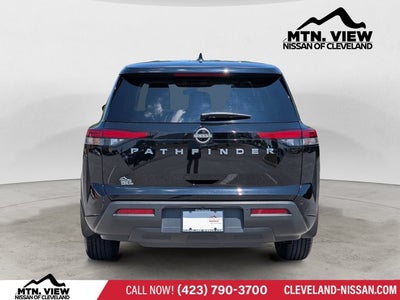 2023 Nissan Pathfinder S