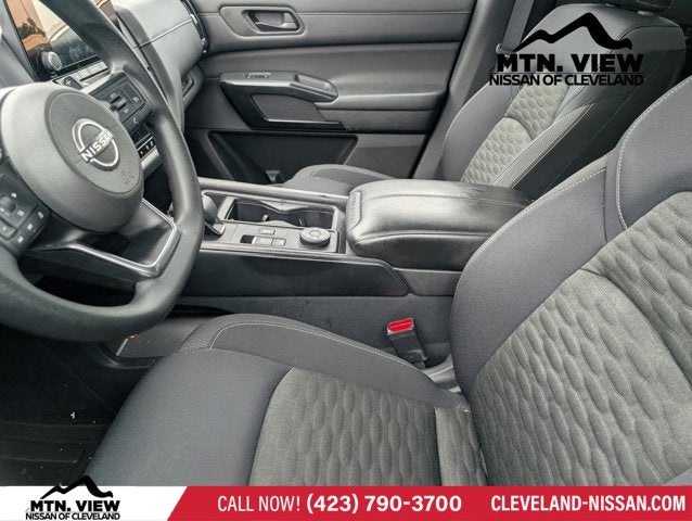 2023 Nissan Pathfinder S
