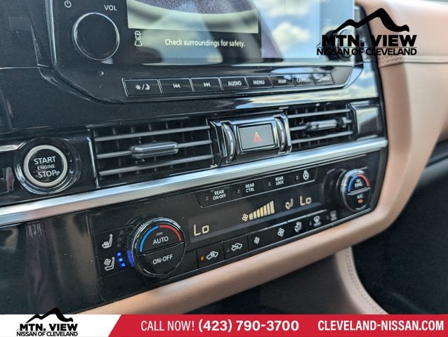 2024 Nissan Pathfinder Platinum