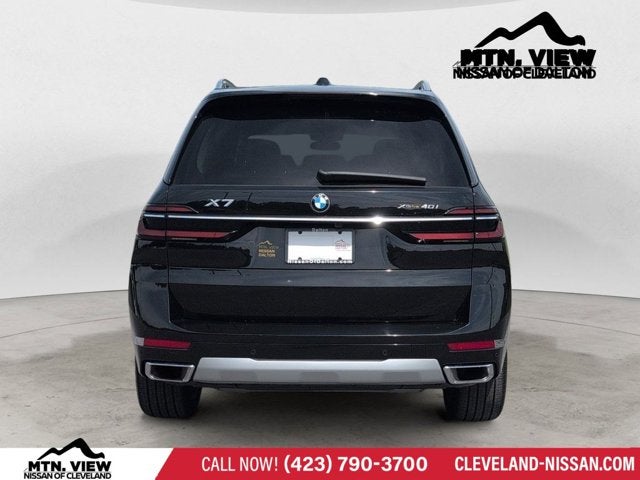 2025 BMW X7 xDrive40i