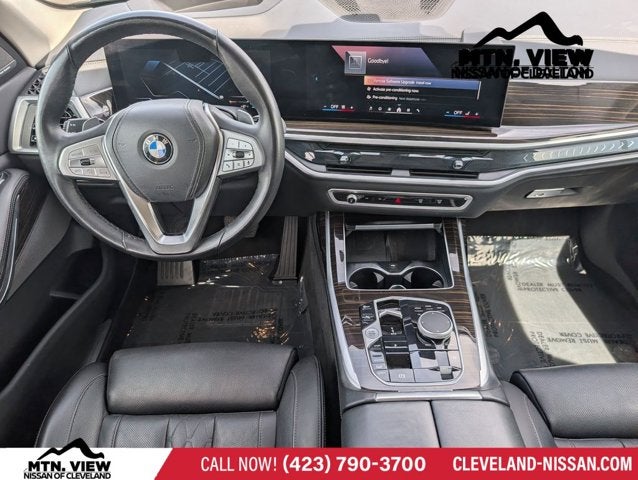 2025 BMW X7 xDrive40i