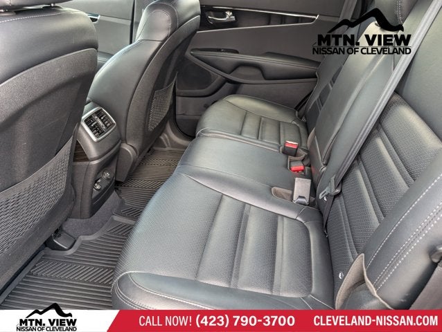 2020 Kia Sorento EX V6