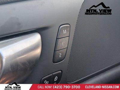 2024 Volvo S60 Core Dark Theme