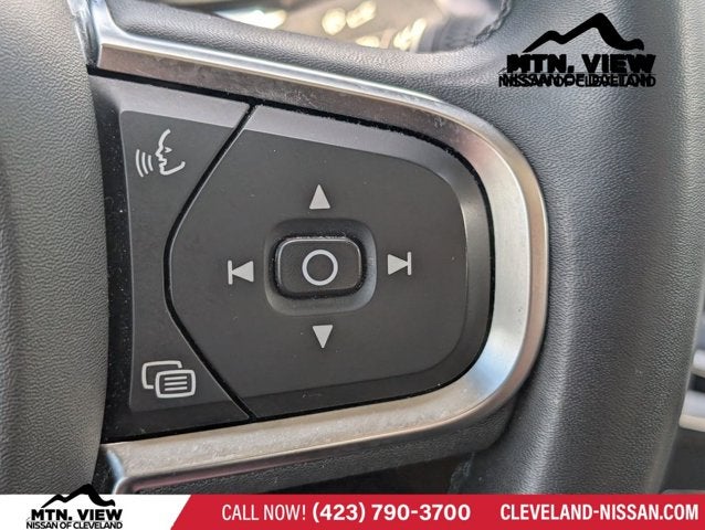 2024 Volvo S60 Core Dark Theme