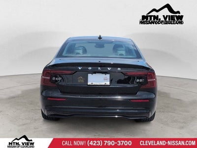 2024 Volvo S60 Core Dark Theme