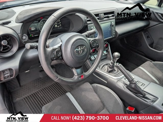 2024 Toyota GR86 Premium
