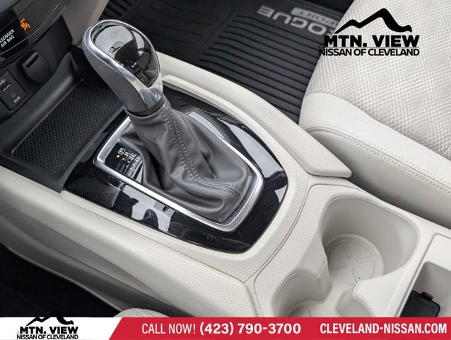 2018 Nissan Rogue Sport SV