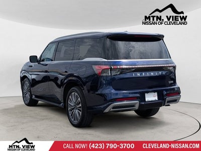 2025 INFINITI QX80 LUXE