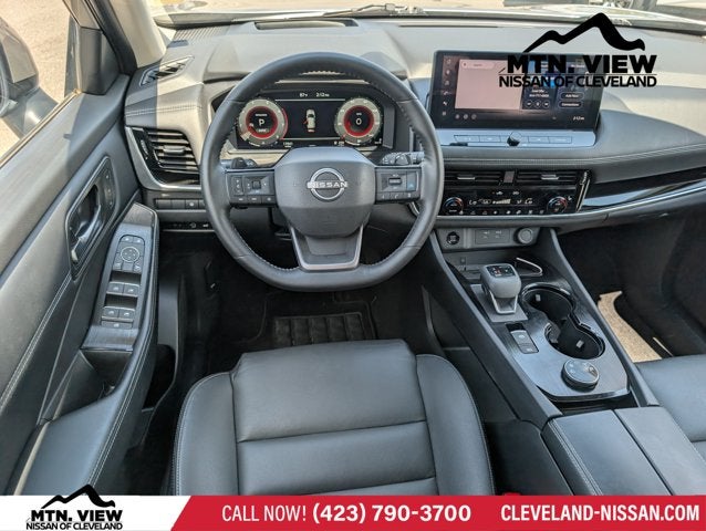 2025 Nissan Rogue SL