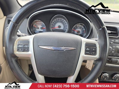 2012 Chrysler 200 Touring