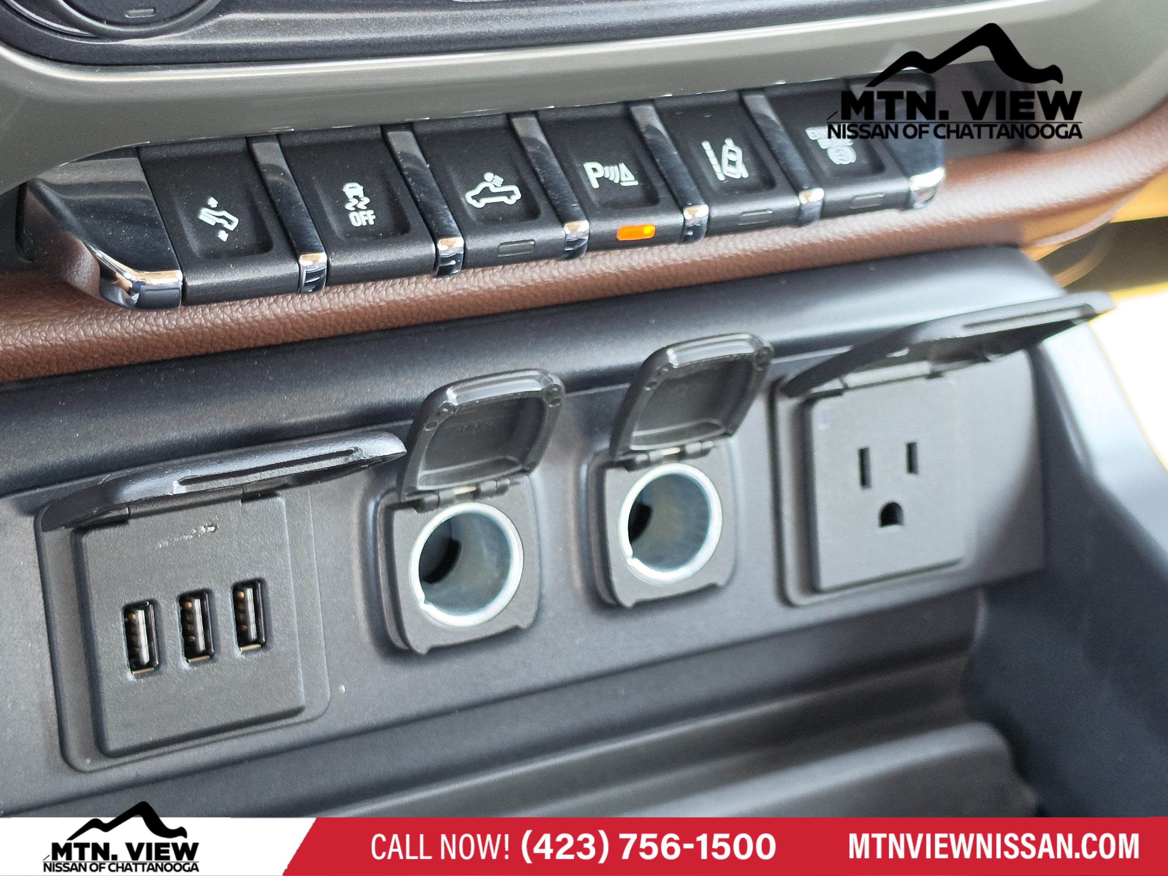 2015 Chevrolet Silverado 3500HD Built After Aug 14 High Country