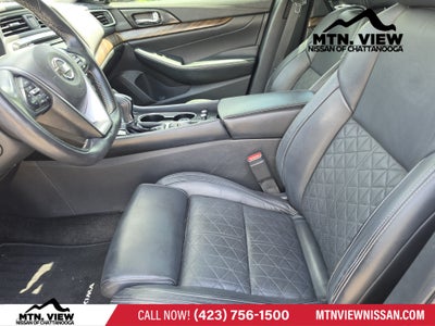 2017 Nissan Maxima Platinum