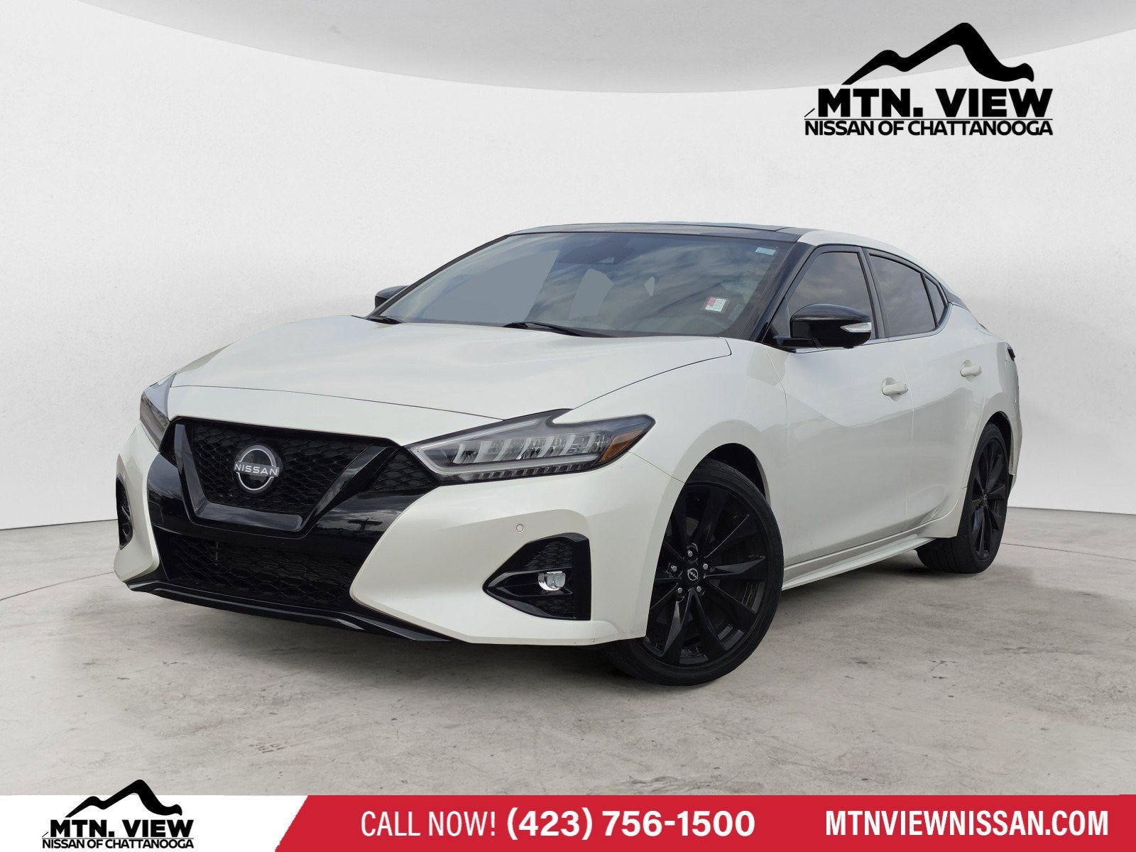 2023 Nissan Maxima SR