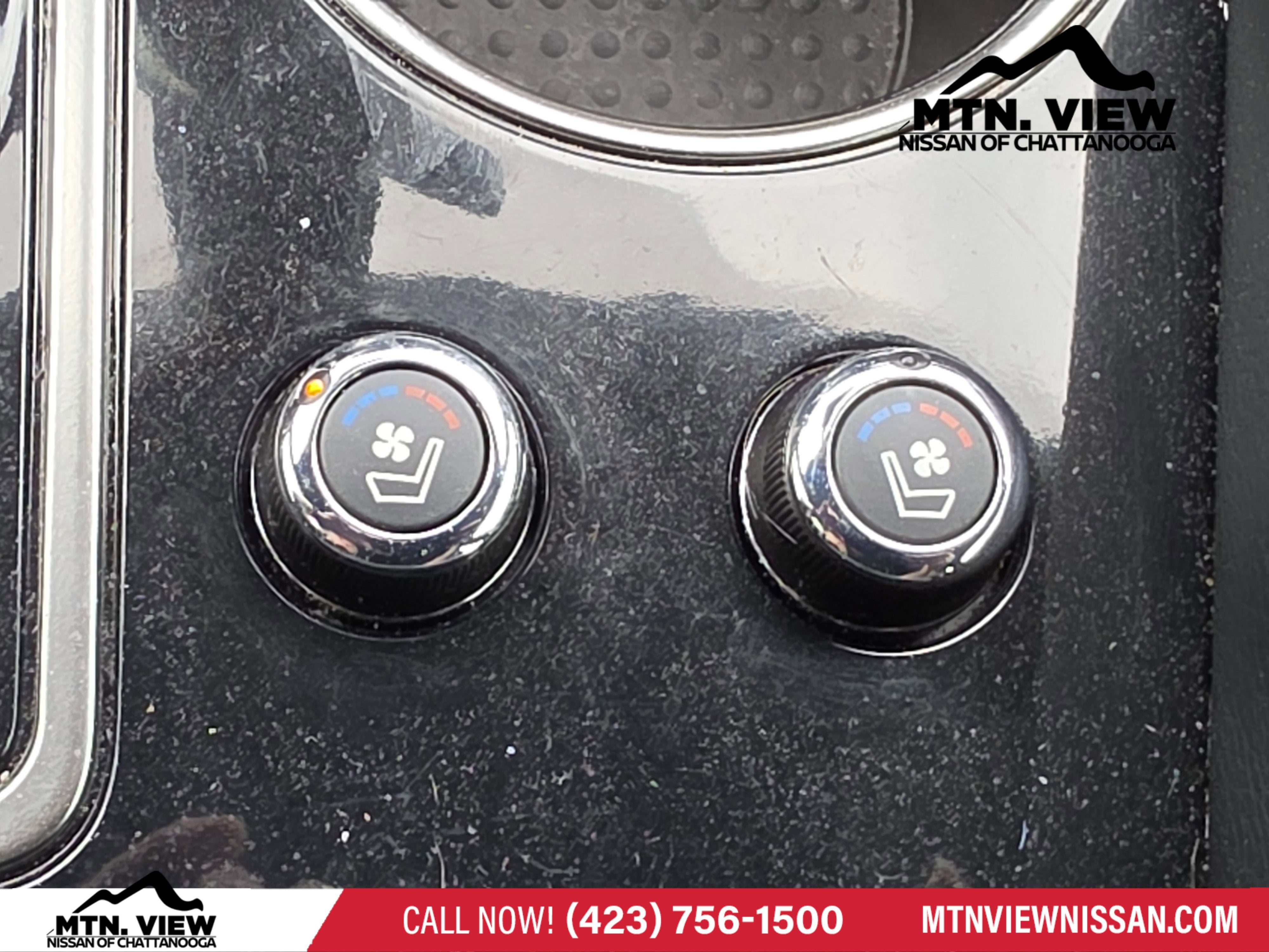 2023 Nissan Maxima SR