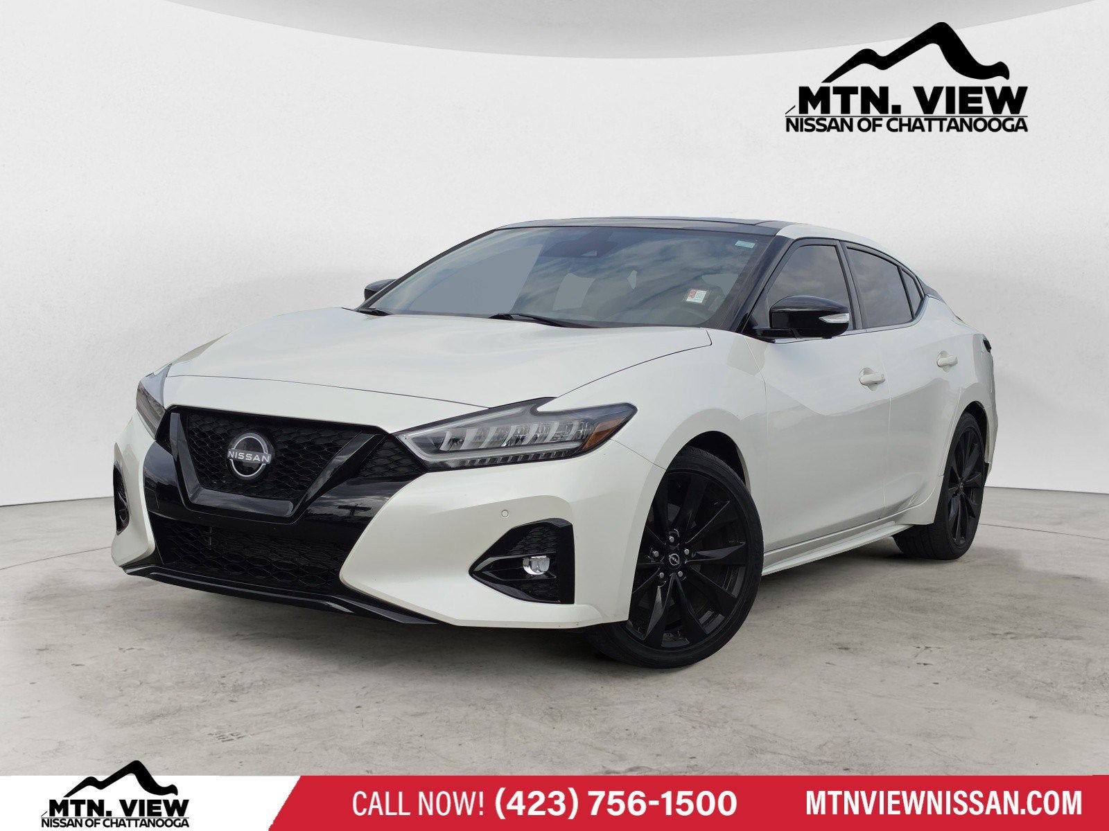 2023 Nissan Maxima SR