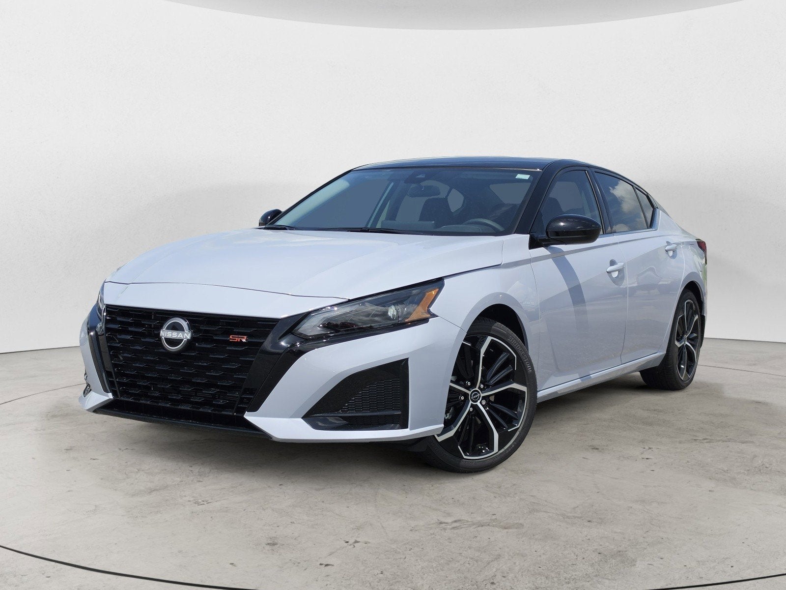 2026 Nissan Altima SR