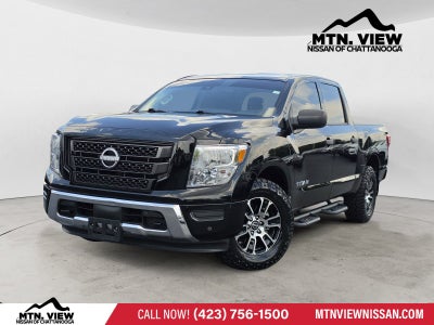 2023 Nissan Titan SV